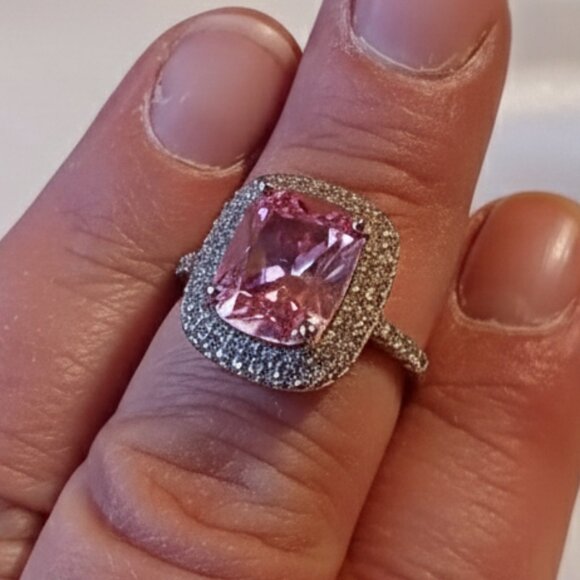 Silver Tone Fashion Statement Halo Pink Tourmaline Cocktail Ring Size 8.5 NWOT - Picture 4 of 8